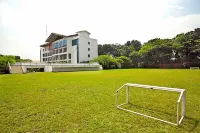 BRAC-CDM Savar Hotels near এনাম মেডিকেল কলেজ লাইব্রেরী