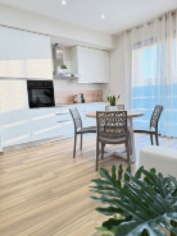 APARTMENT FREE SHUTTLE