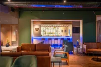 Park Inn by Radisson, Vellore - bar