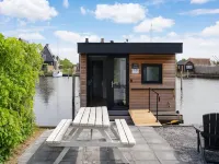 Houseboat in Stavoren with Waterfront Views - en bord de mer