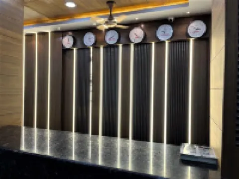 굽타 레지던시, 아즈나라 헤리티지 근처