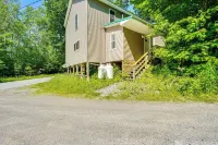 Wilmington Retreat Near Trails, Skiing & Festivals - Wifi