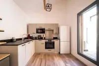 Apartment Comfortable in the Centre of Pau: Parking, AC... 포 호텔