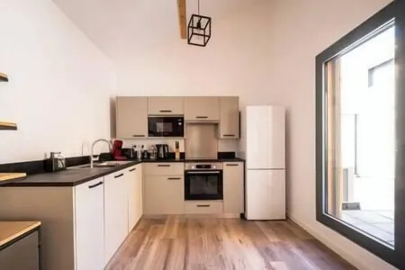 Apartment Comfortable in the Centre of Pau: Parking, AC... Отели в г. Пау