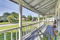 Fire Pit & Yard: Updated Winter Garden Home!