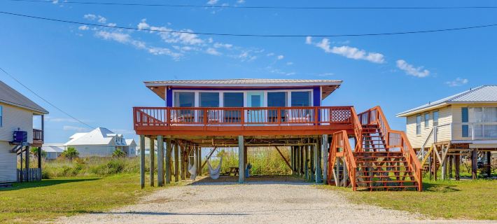 Breezy Dauphin Island Vacation Rental with Deck! Hotels in Mobile County