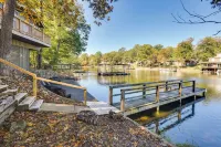 Private Dock & Deck: Lakefront Hot Springs Home! - Wifi