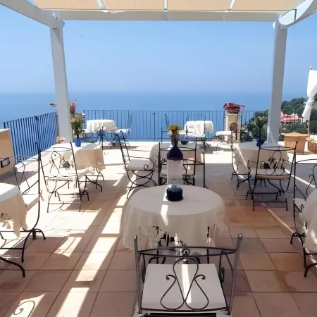 Marulivo Hotel