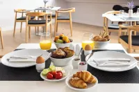Gallery Port Tower Piraeus - breakfast