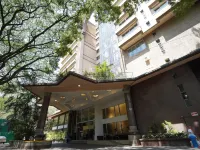 Royal Orchid Central Bangalore, MG Road โรงแรมในเบงคลูรู