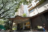 Royal Orchid Central Bangalore, MG Road Hotel a 