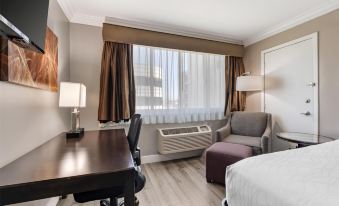 Best Western Plus La Mid-Town Hotel