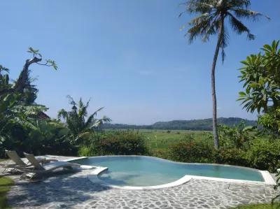 Sun Moon Star Villas Hotels in Bangunjiwo