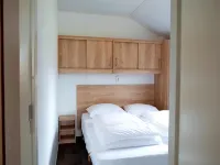 Pondside Stay w/ Kitchen Hotels in Bant