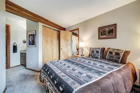 Awesome Spacious Condo, Spectacular Views, Nice Clubhouse Отели в г. Уайлдернест