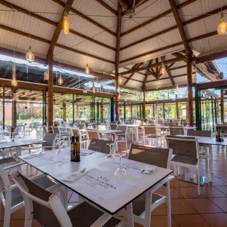 Camping Estival Torre de la Mora
