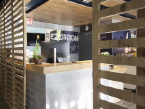 B&B HOTEL Düren Hoteles en Distrito de Düren