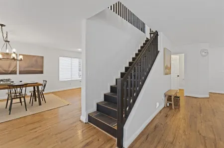 Majestic Pine 4bd/3 bath • Wifi • Pool•BBQ grill Отели рядом с достопримечательностью «Парк Флойд Лам»