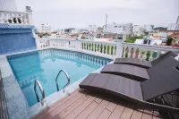 ดิ ออร์คิด พรีเมียม โฮเทล - สระว่ายน้ำบนดาดฟ้า