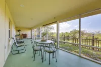 On Lake Istokpoga: Lorida Home w/ Lanai! - 3-Star