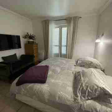 Appartement Mitoyen Dans Belle Propriété Rooms