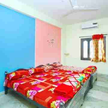 Well connected 2bhk in heart of the city Rooms