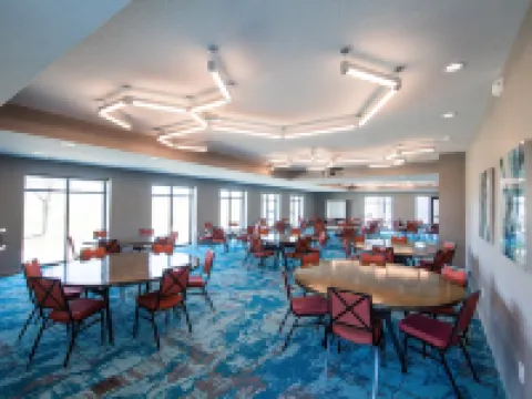 Hilton Garden Inn Des Moines Airport デモインのホテル