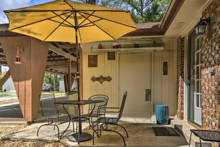 Ridgetop Retreat! 16 miles from Nashville. Quiet property on a dead end street.