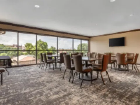 Best Western Plus Cimarron Hotel  Suites Hotels in Payne County
