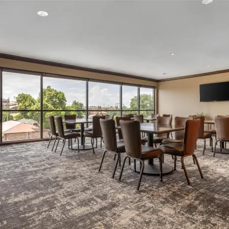 Best Western Plus Cimarron Hotel  Suites