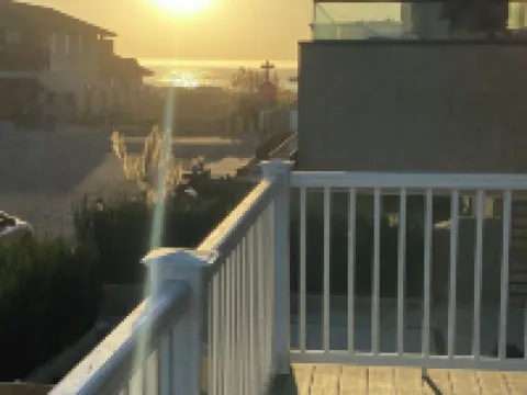 Beach House Steps from the beach Hotels in Oceano