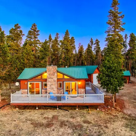 The Getaway You Didn't Know You Needed · CO Cabin