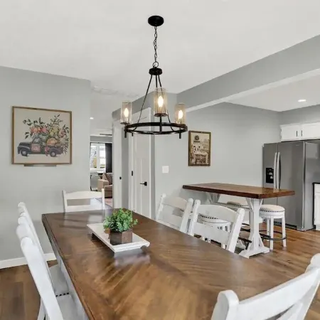 Completely Remodeled 3-bedroom condo in superb Bloomington! Enjoy your stay