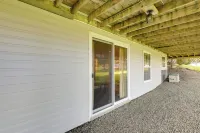Maine Retreat w/ Ocean Views, Walk to Downtown! - Wifi