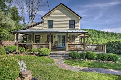 Spacious Faber Home w/ Yard, Steps to Winery! - 3-Star