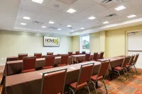 Home2 Suites by Hilton Omaha/West - Pet friendly