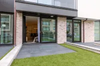 Huswell - Bright Apartment Only 5 Minutes from the Beach Hotels in Westende