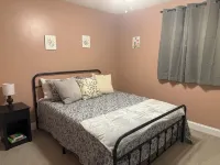 Charming 3-bedroom house with WiFi and AC in beautiful Loretto Hotels in Lawrence County