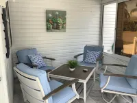 Refurbished villa with golf cart, great location, corner lot