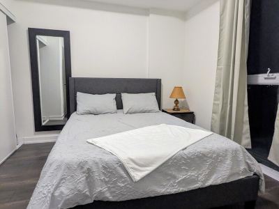Stylish Oakville Condo to Call Home