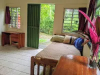 Comfortable Casita, walking distance to the Beach Hotels in Pavones