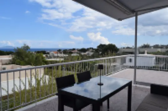 Stunning Seaview Apartment