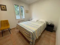 Renovated house, elegant and central فنادق في Istres