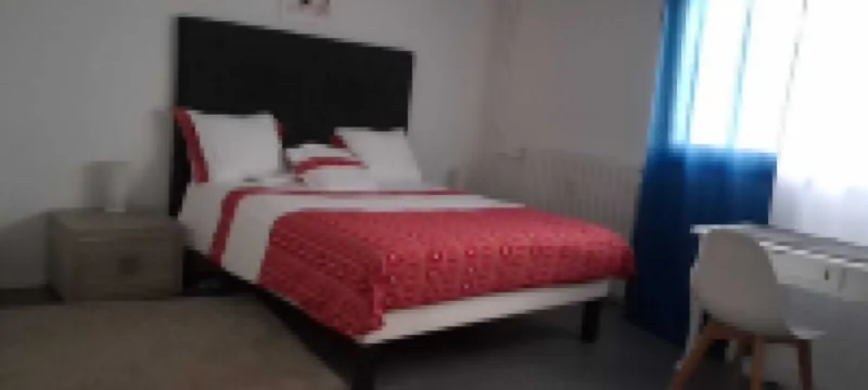 Welcome to walk or cycle nearby.