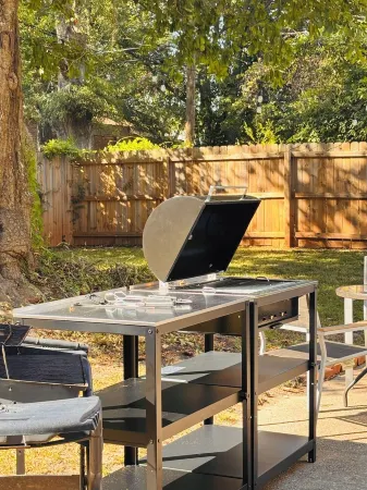 Backyard Bliss/Firepit Nights & Chill:8P/3B Отели рядом с достопримечательностью «Парк Литония»