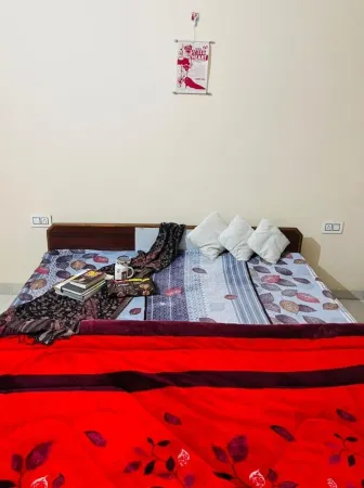 Independent/ Private Bedroom - Chandigarh