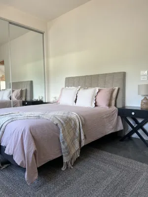 Seaside Country Retreat w/magnesium pool and red brick fire place