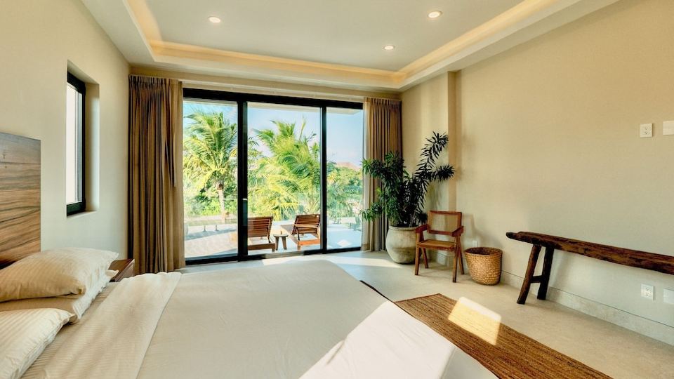 Villa Marina New Luxurious Waterfront villa