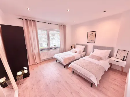 Modern vacation apartment in the heart of Neheim - ideal for families & business guests