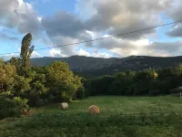 House in Sirente Velino Park adjacent to hiking and MTB trails